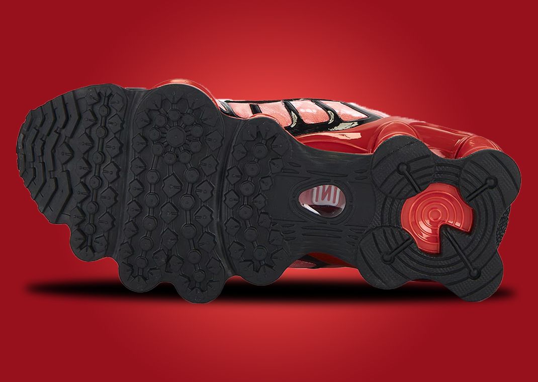 Riccardo Tisci x Nike Shox TL SP Habanero Red (W) Outsole