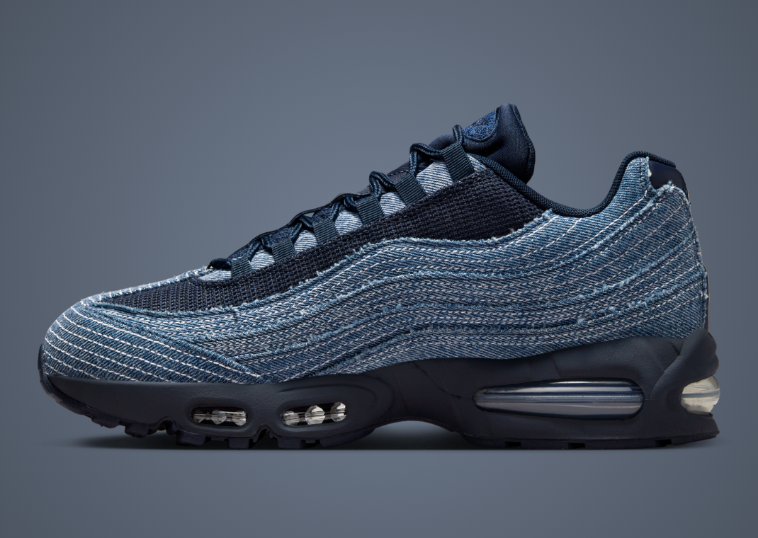 Levi’s x Nike Air Max 95 OG Obsidian Medial