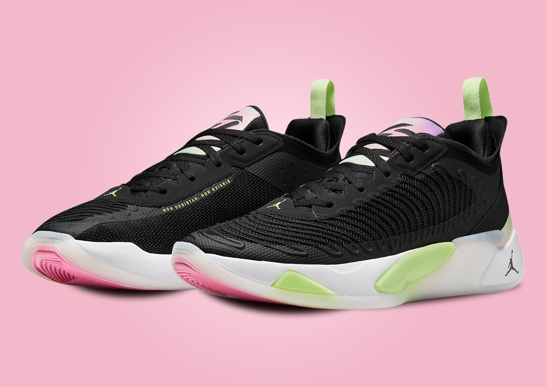 JORDAN LUKA 1 'BLACK LIME GLOW' ナイキジョーダン Neon Accents Shine Through On This Rave-Ready Jordan Luka 1