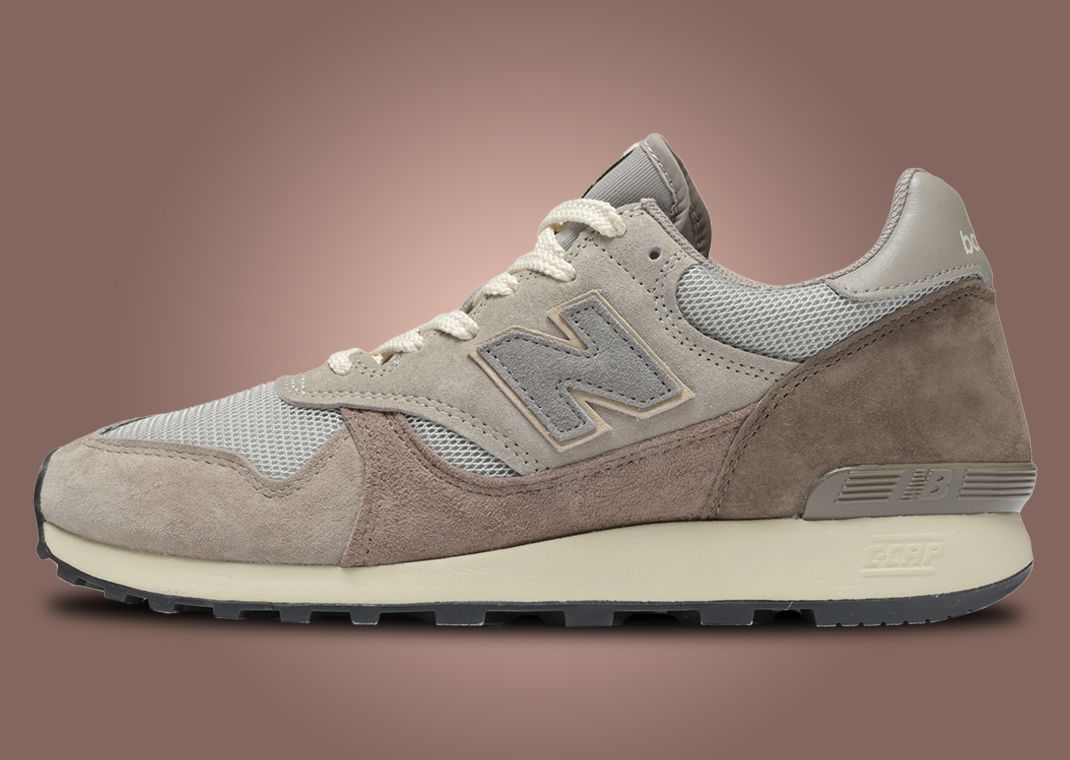 AURALEE x New Balance 475 Grey Lateral