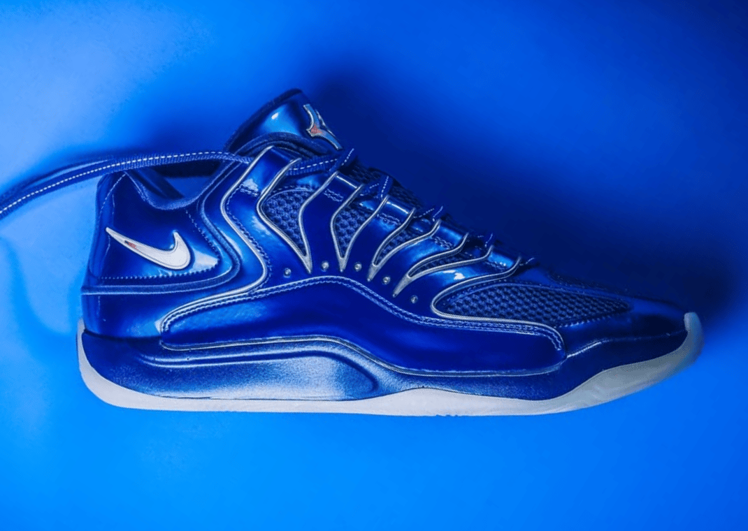 Kevin Durant's Nike KD 18 EYBL Team Durant PE Mimics the