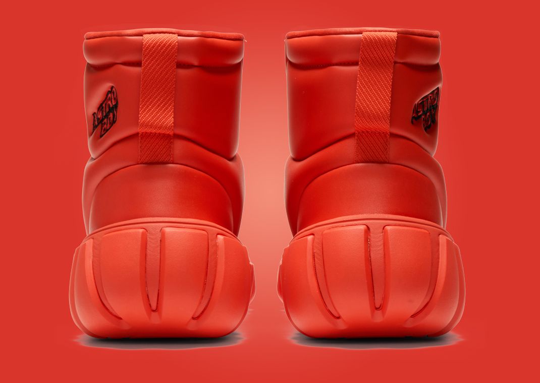 Astro Boy x Onitsuka Tiger Dentigre Puff Boot Back