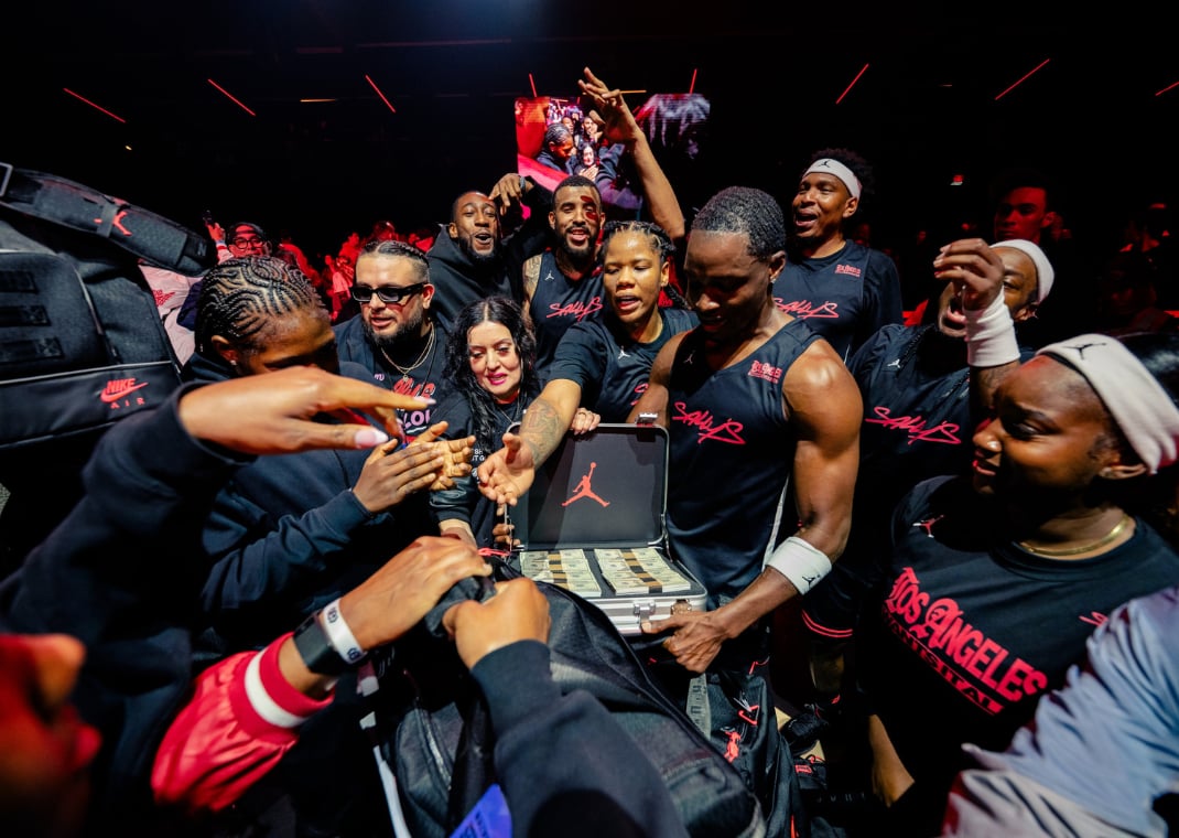 Sally's staff after winning the Battle for LA