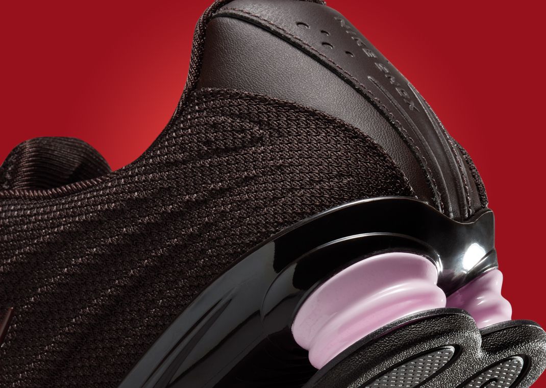 Nike Shox Z Velvet Brown Black Heel Detail
