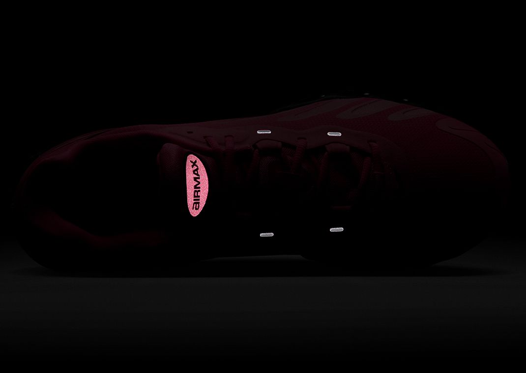 The Nike Air Max DN8 Hyper Pink Releases February 2025 The Nike Air Max DN8 Hyper Pink Releases February 2025
