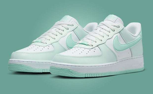 Nike Air Force 1 Low Minty Fresh