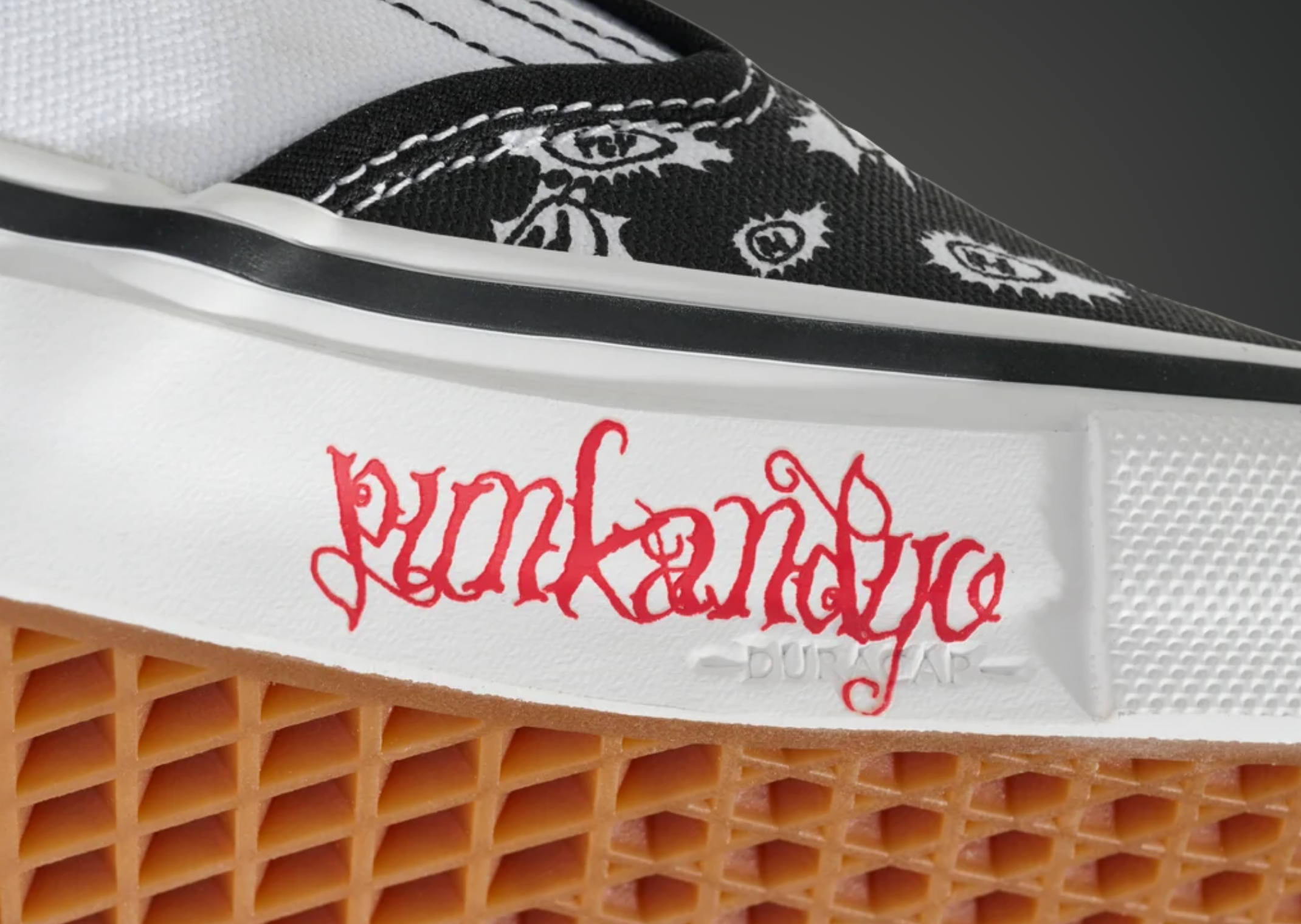 Punkandyo x Vans Classic Slip-On Black - Detail