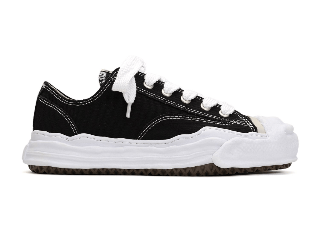 Maison Mihara Yashuiro Hank OG Sole Canvas Low Black