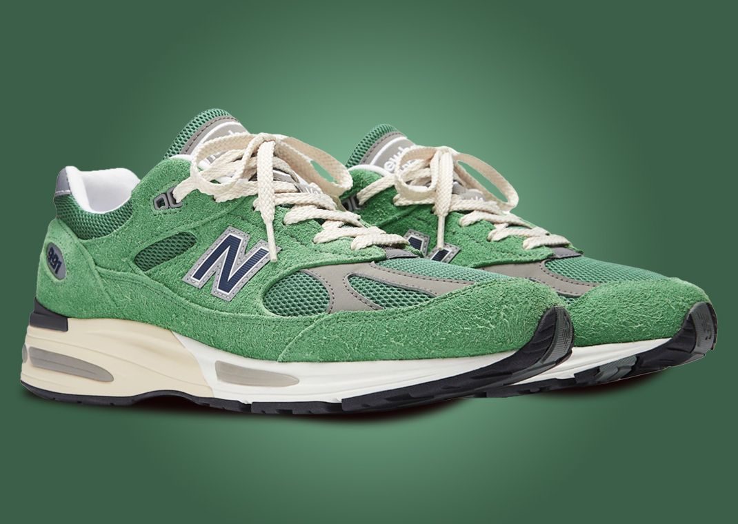 New Balance 991v2 Made in UK Mineral Green Angle