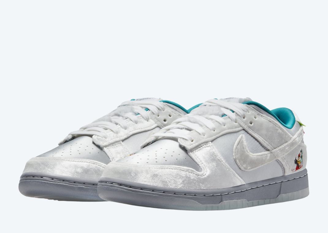 Nike Dunk Low "Ice"