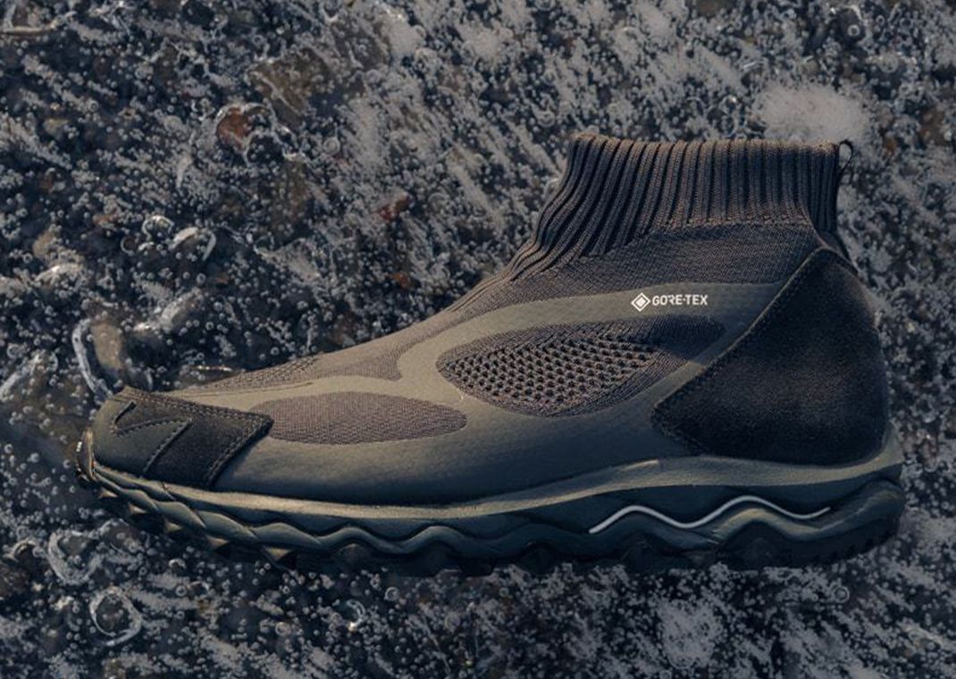 nonnative x Mizuno Wave Mujin TL Mid GTX Black Lateral