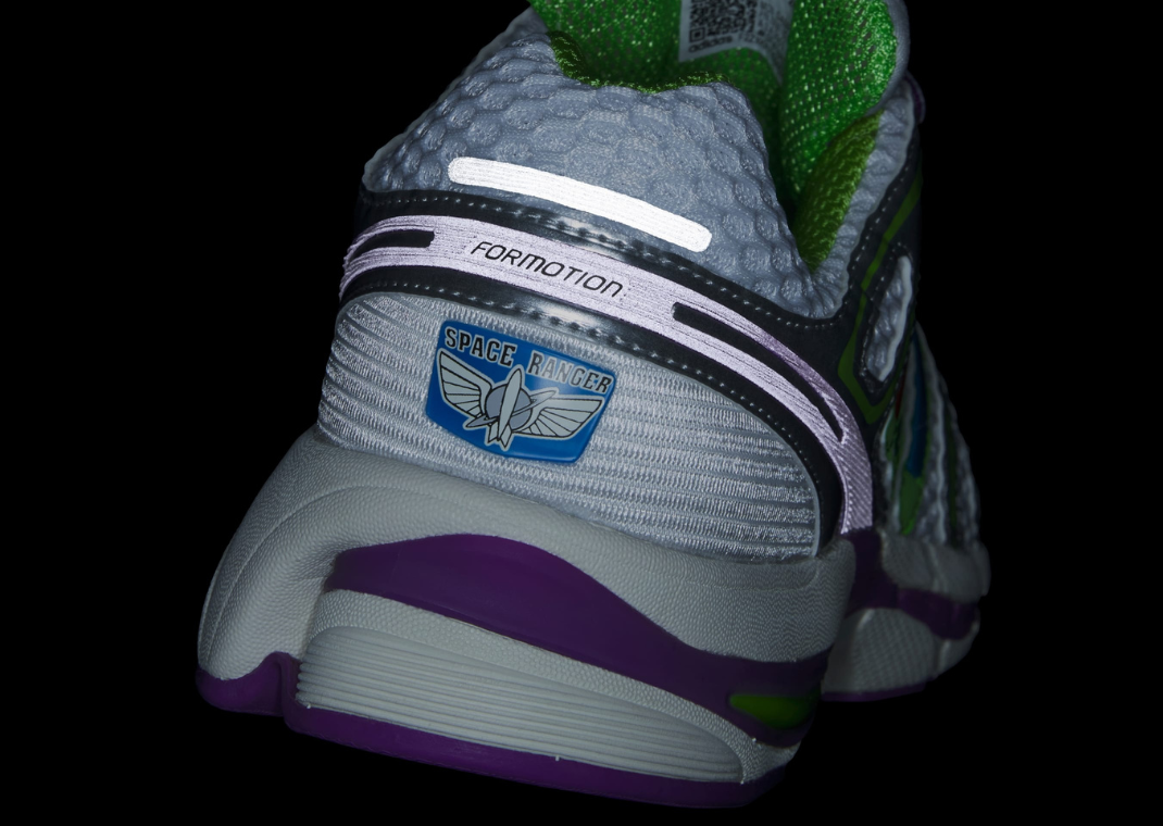 Toy Story x adidas Adistar Control 5 Buzz Lightyear - Reflective
