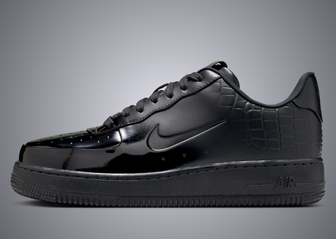 Nike Air Force 1 Low Made in Italy Black (W) Lateral