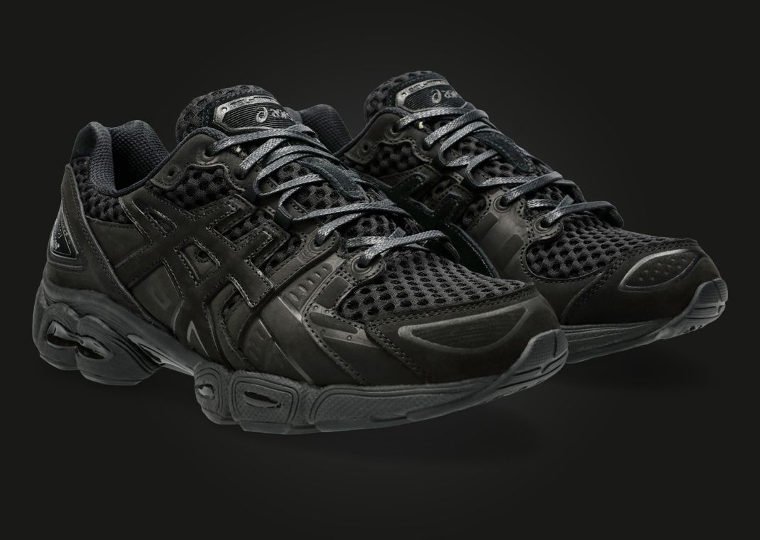 The Ennoy Professional x Asics Gel-Nimbus 9 Triple Black Angle