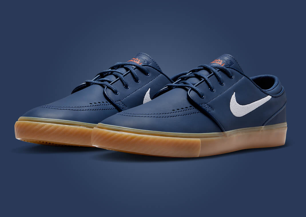 Nike sb shoes navy on sale