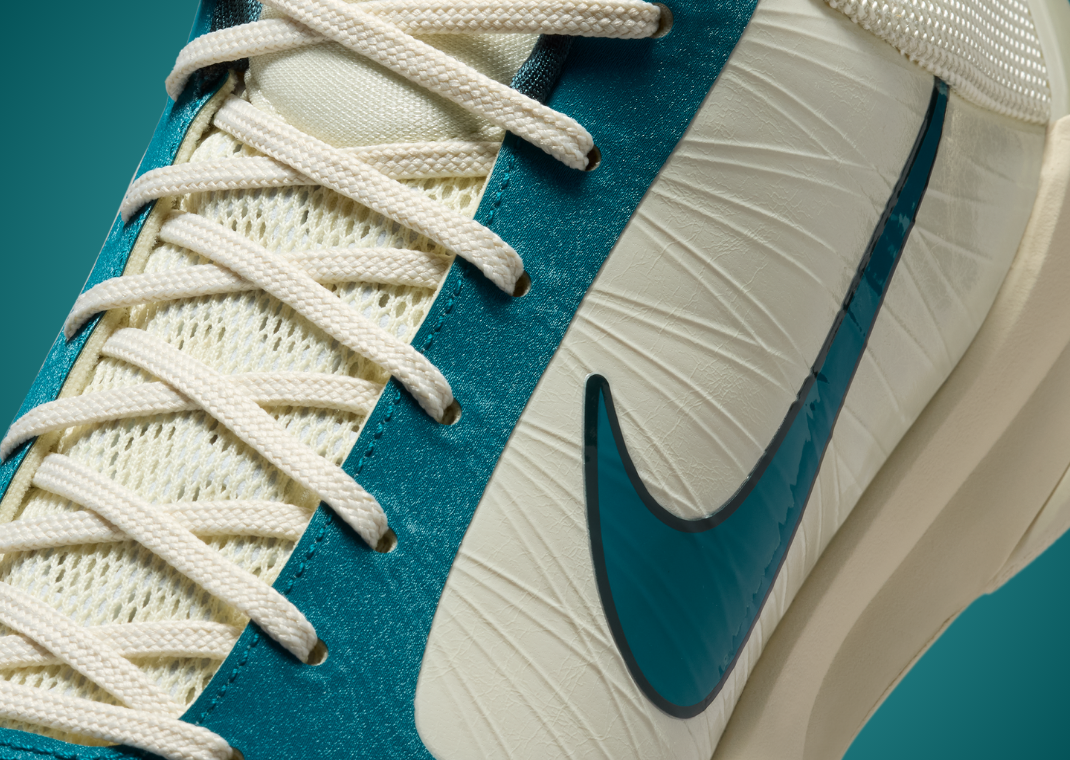 Caitlin Clark x Nike Kobe 5 Protro Coconut Milk Bright Spruce PE Detail