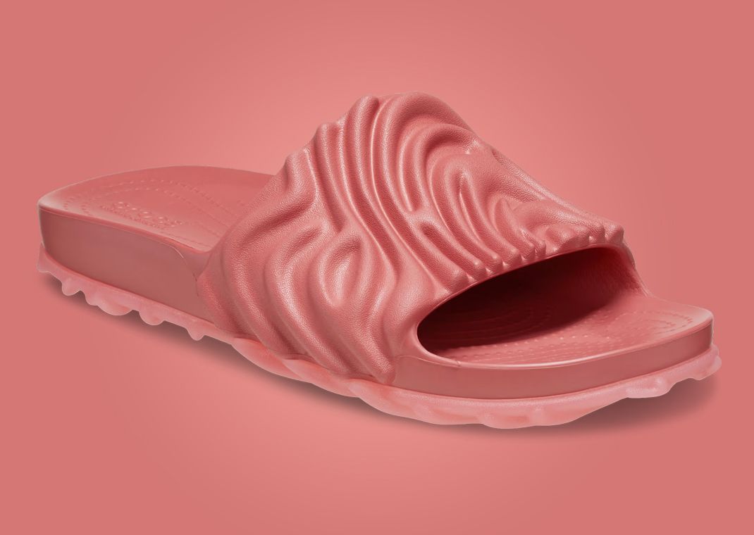 Salehe Bembury x Crocs Pollex Slide Guppy Angle