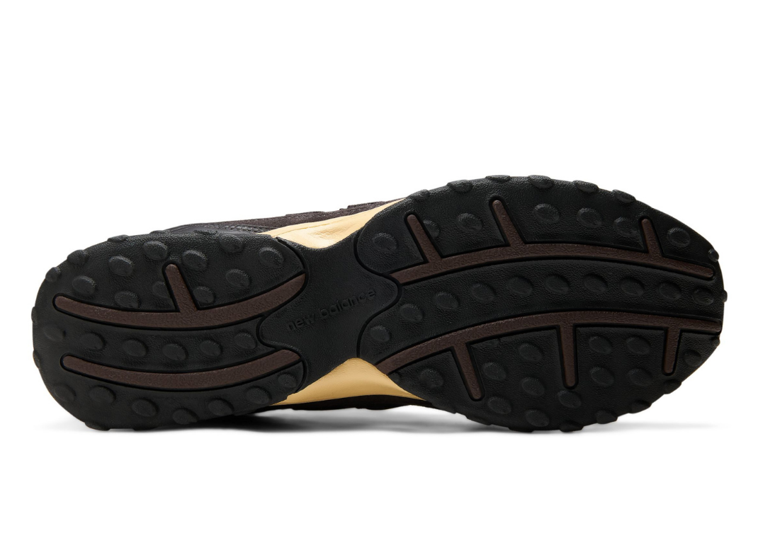 AURALEE x New Balance 204L Brown - Bottom