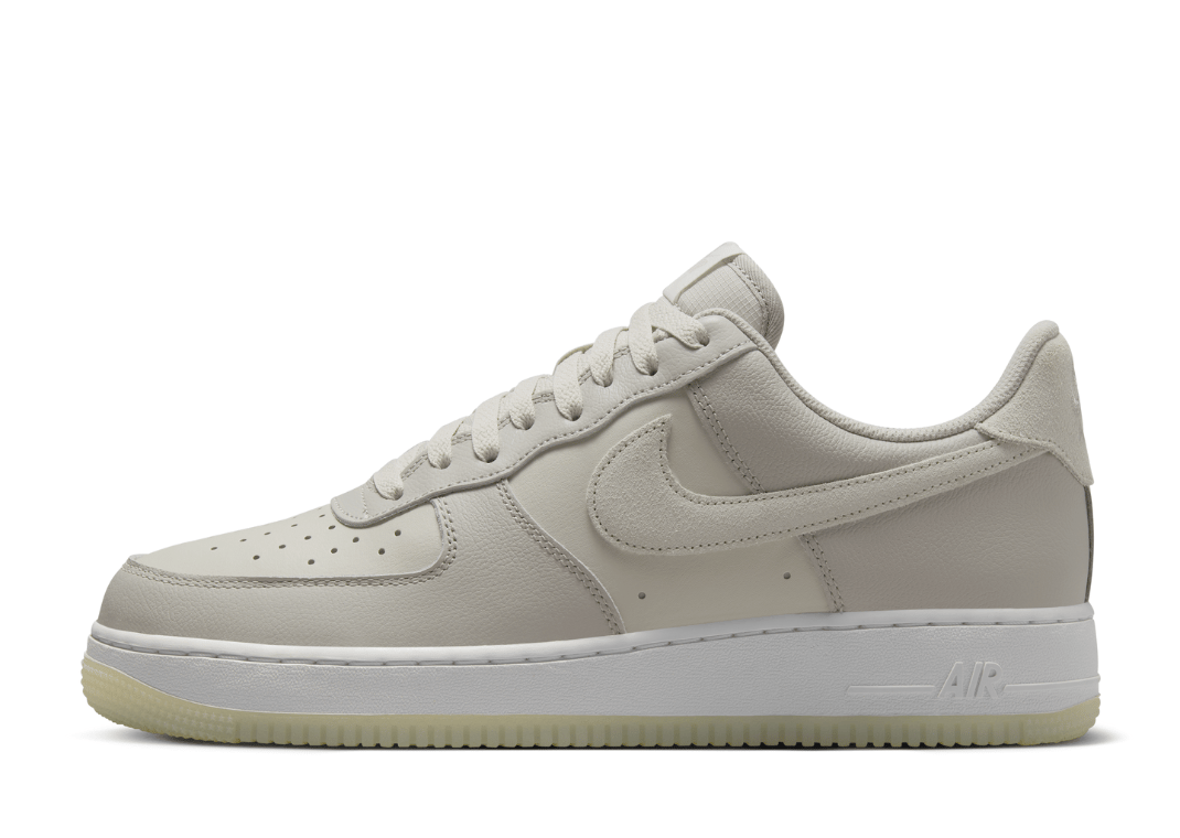 Nike Air Force 1 '07 LV8 Light Bone