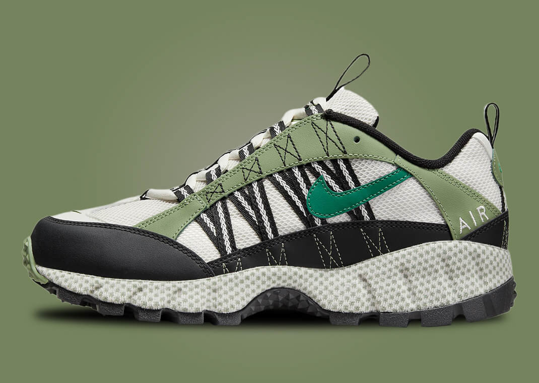 ナイキNike Air Humara QS 'Oil Green' Sneakersスニーカー NIKE AIR HUMARA QS OIL GREEN/MALACHITE-PHANTOM-LIGHT BONE