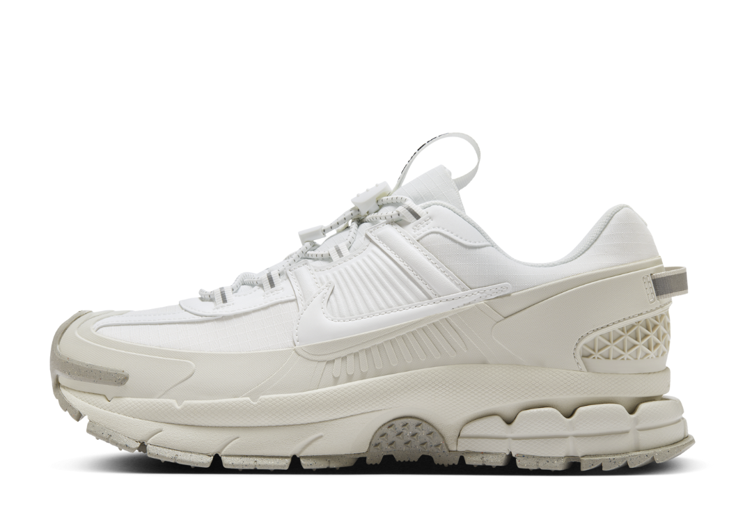 Nike Zoom Vomero Roam Summit White