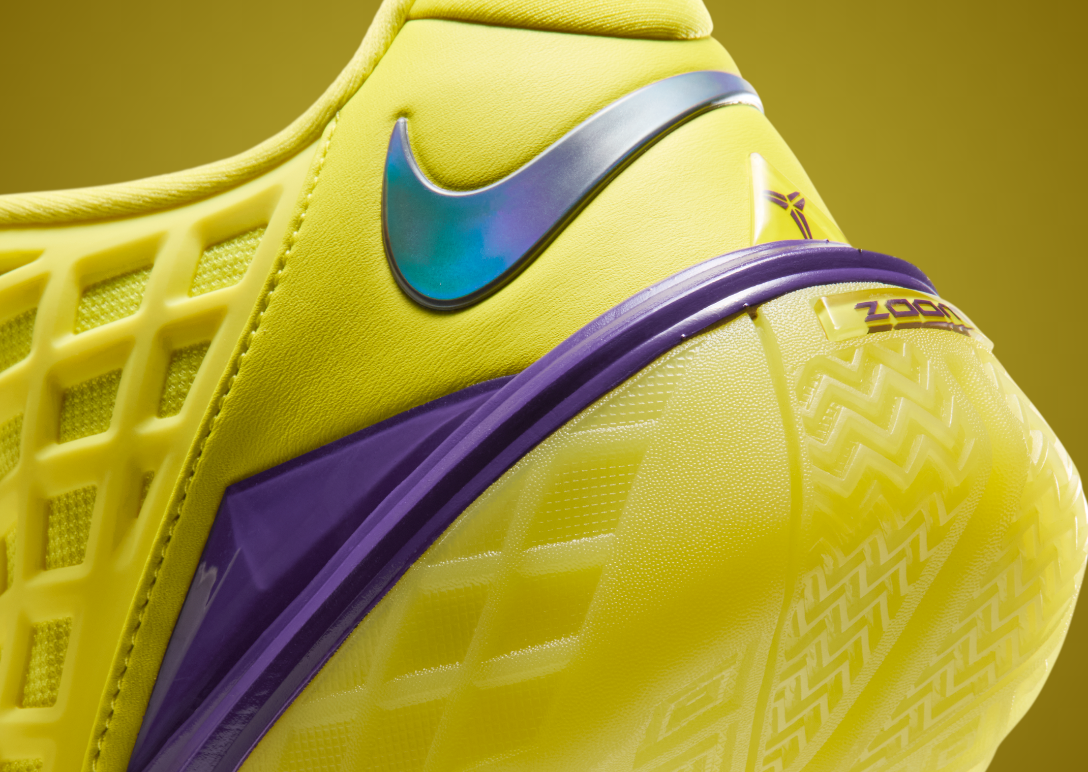Nike Kobe 3 Low Protro Dynamic Yellow heel Swoosh