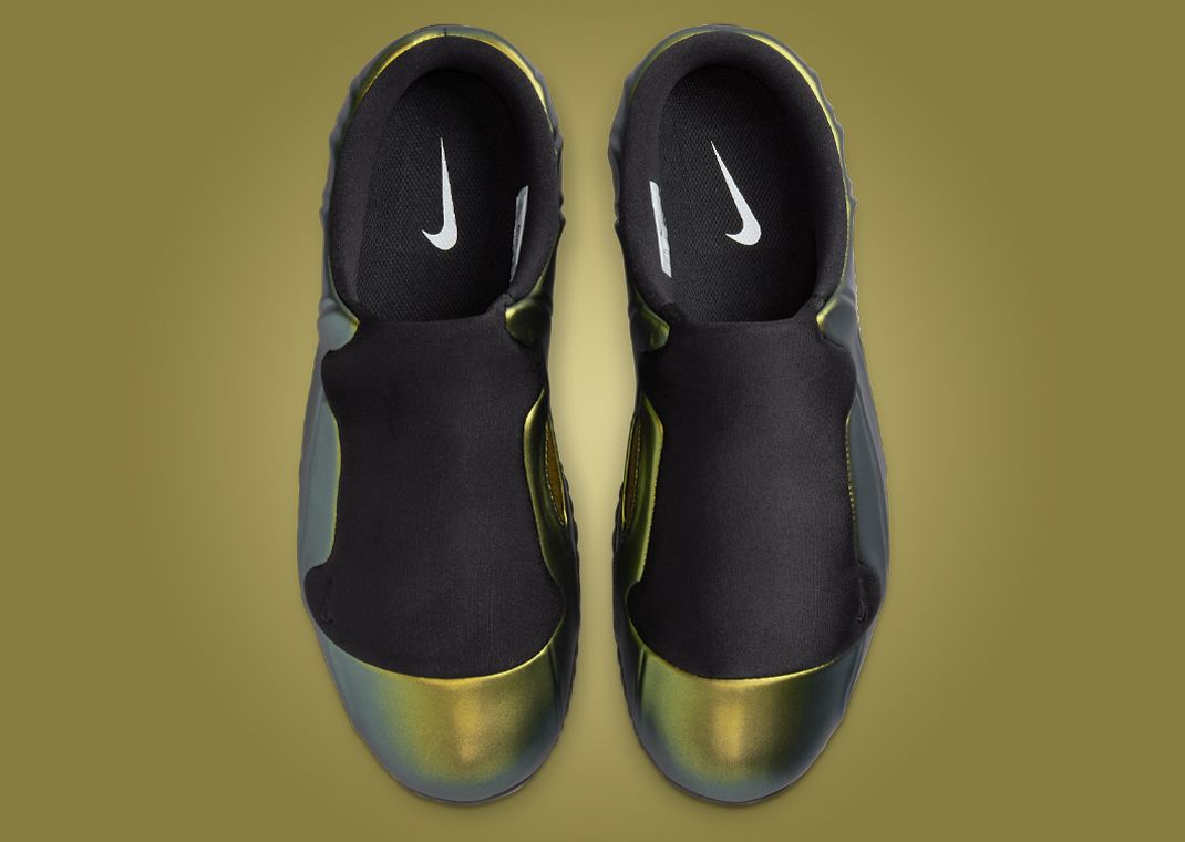 Nike Clogposite Metallic Gold Top