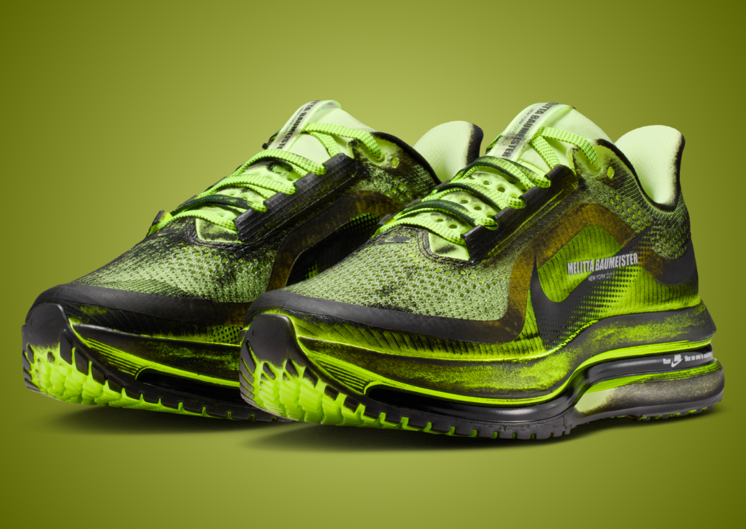 Melitta Baumeister x Nike Pegasus Premium Volt - Angle