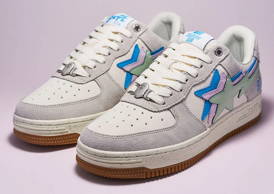 Sneaker News x A BATHING APE BAPE STA Day - Angle