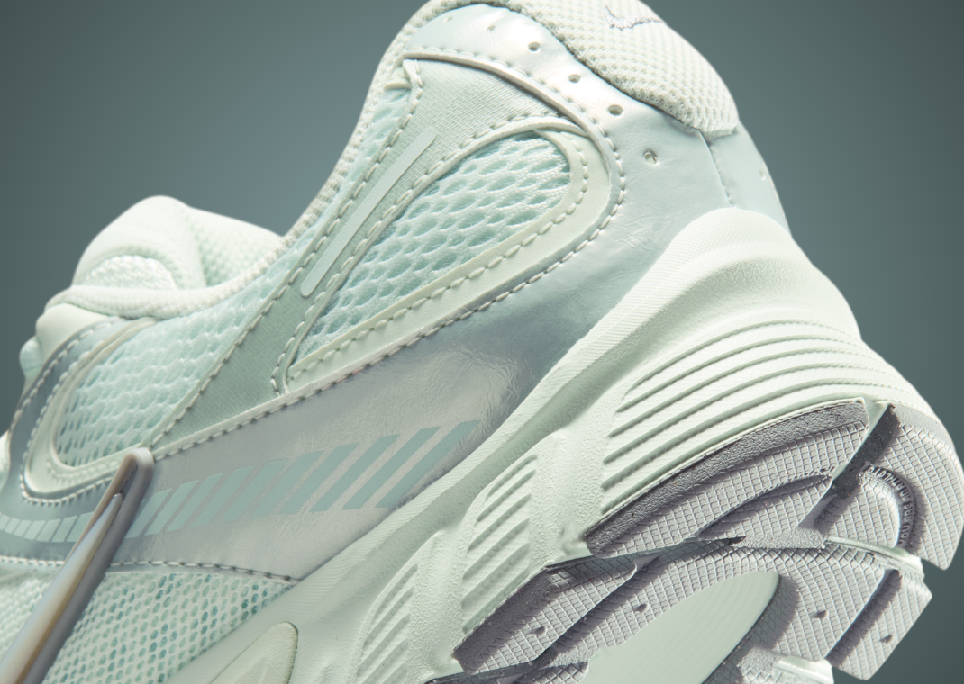 Jaide x Nike V5 RNR Fiberglass Heel Detail