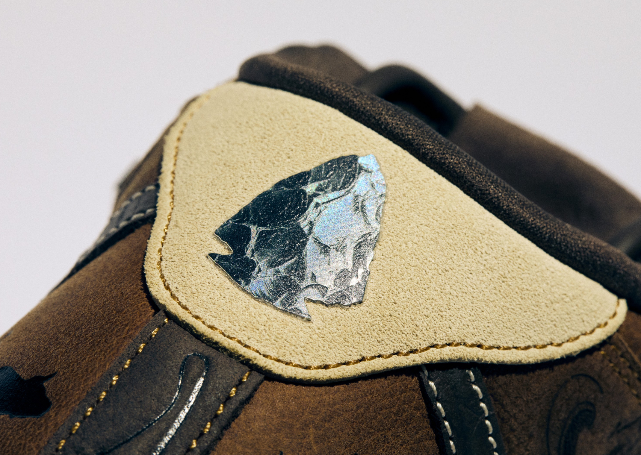 Nike Air Force 1 Mid '07 Doernbecher Royce Short