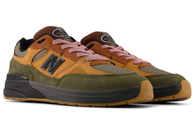 Artist Mike Gigliotti adds Green Leather and Pink Laces to Andrew Reynolds’ New Balance 933