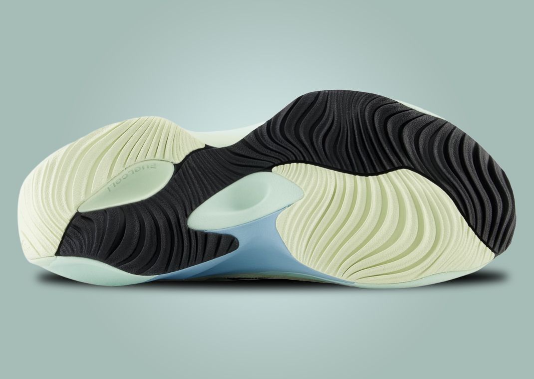 New Balance WRPD Runner Clay Ash Outsole