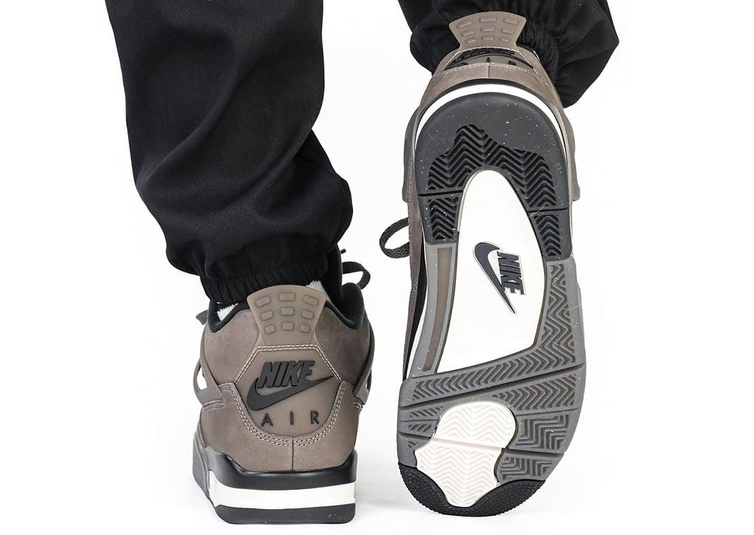 Air Jordan 4 Retro Cave Stone