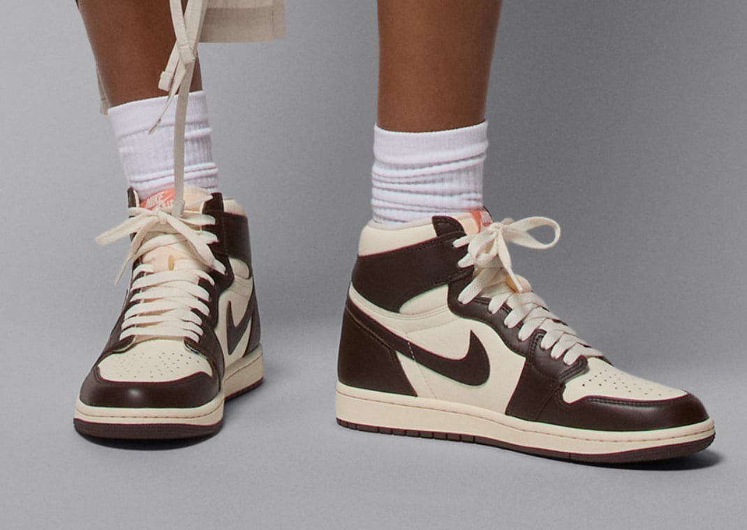 Air Jordan 1 Retro High OG Baroque Brown Light Madder Root (W)