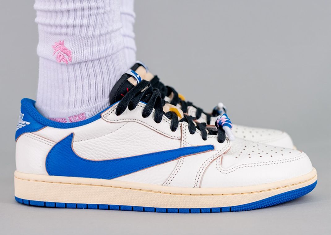 Travis Scott's Latest fragment design Air Jordan 1 Low