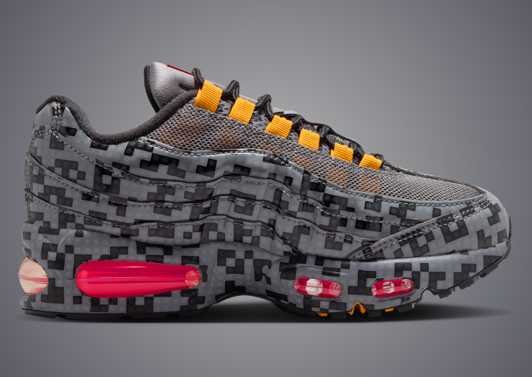 LEGO x Nike Air Max 95 Pixel Camo (GS) - Medial