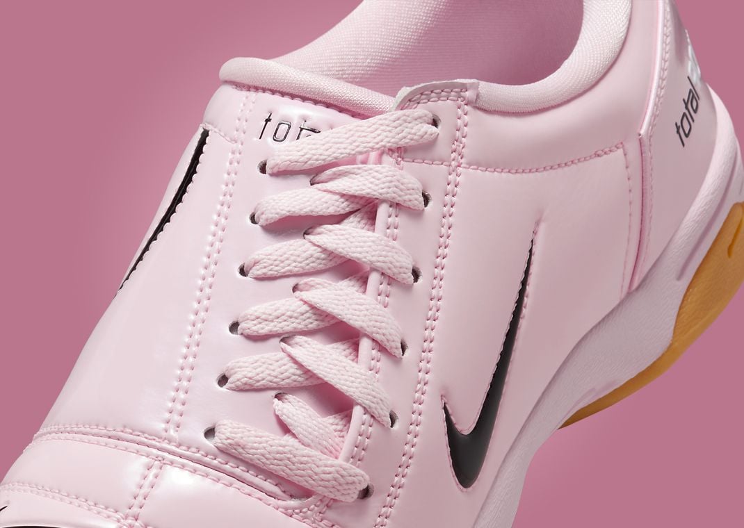 Nike Total 90 III Pink Foam Gum