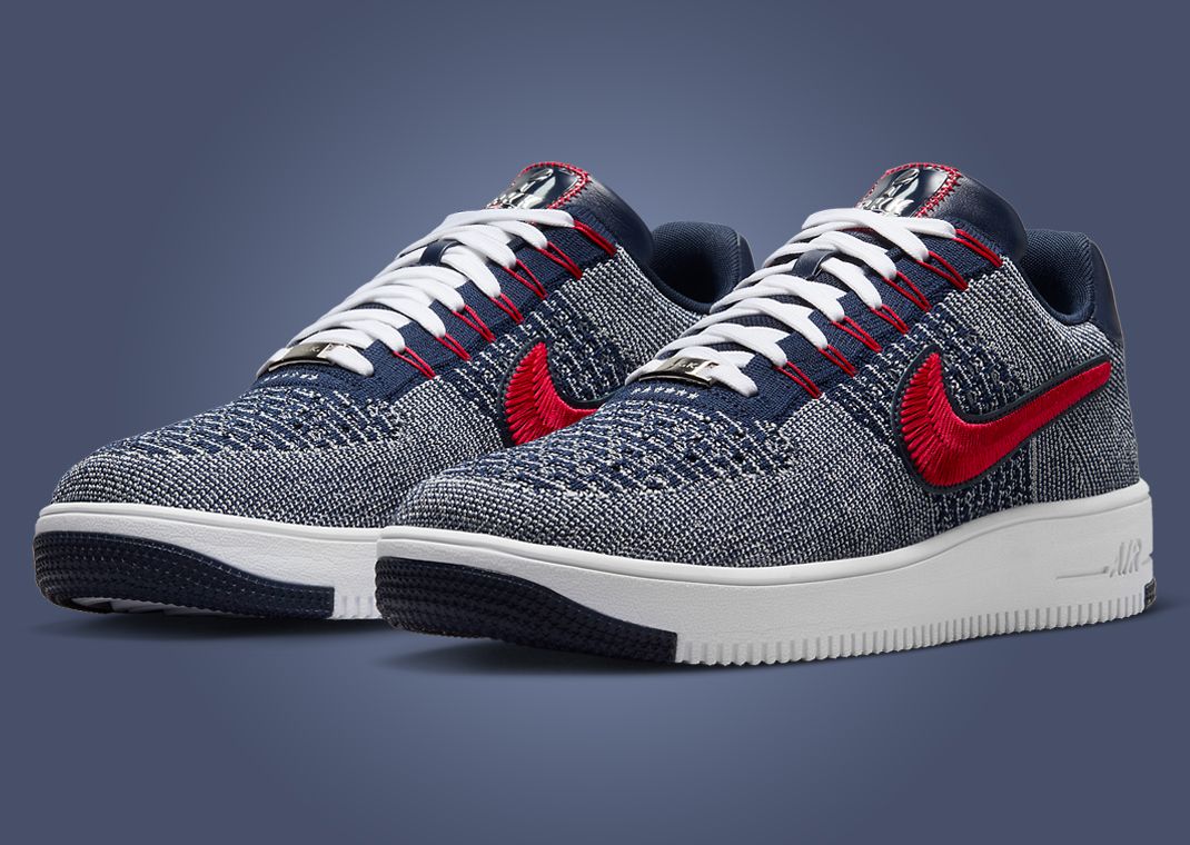 Nike Air Force 1 Ultra Flyknit Low New England Patriots 30th Anniversary Angle