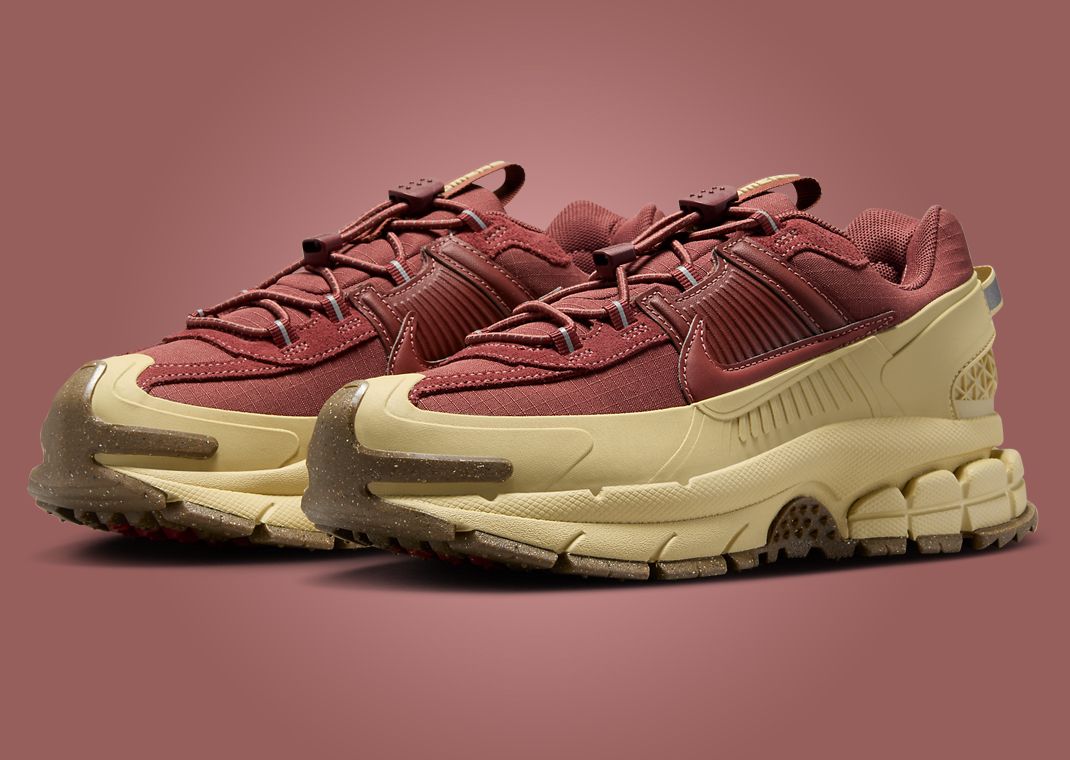 Nike Zoom Vomero 5 Roam Red Team Gold
