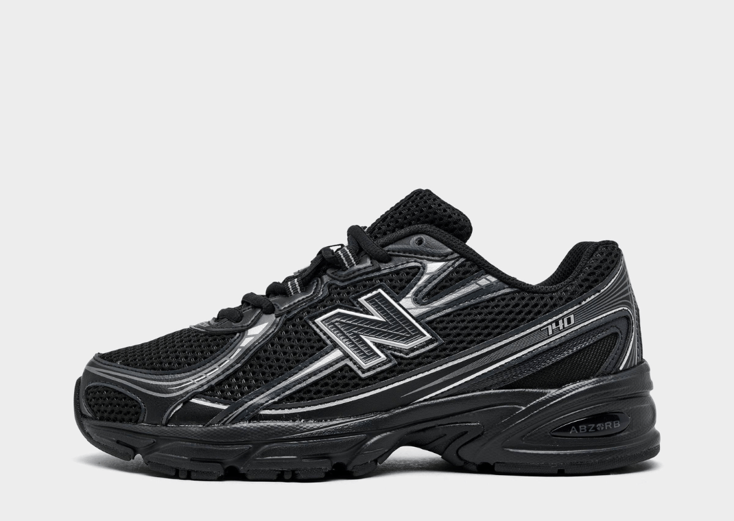 New Balance 740 Triple Black (GS)