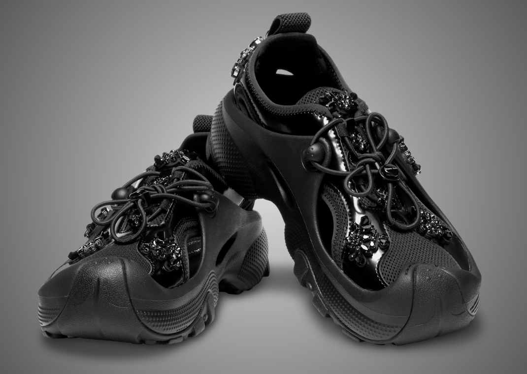 Simone Rocha x Crocs Trailbreak 2 Black - Angle