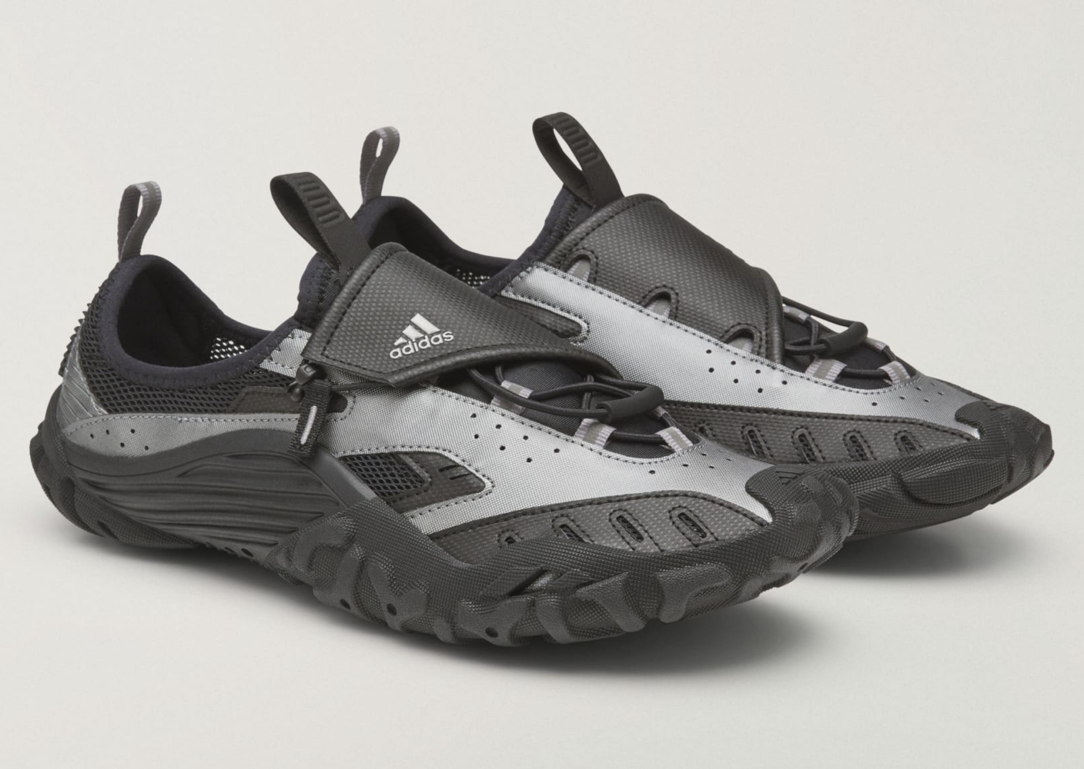 Pharrell Williams x adidas VIRGINIA Watermoc Silver - Angle