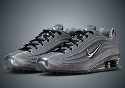 Naked Copenhagen x Nike Shox Z - Angle