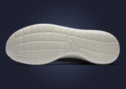 Nike Roshe One SE Obsidian Gym Blue Outsole