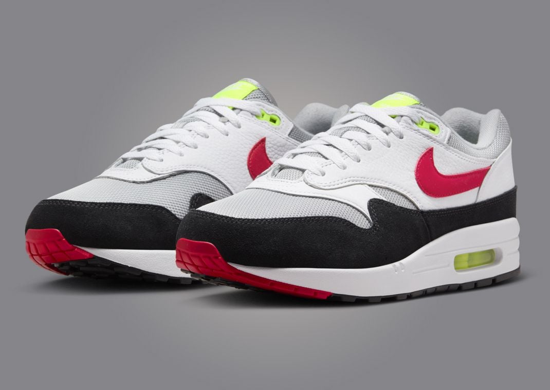 Nike Air Max 1 Chili Volt