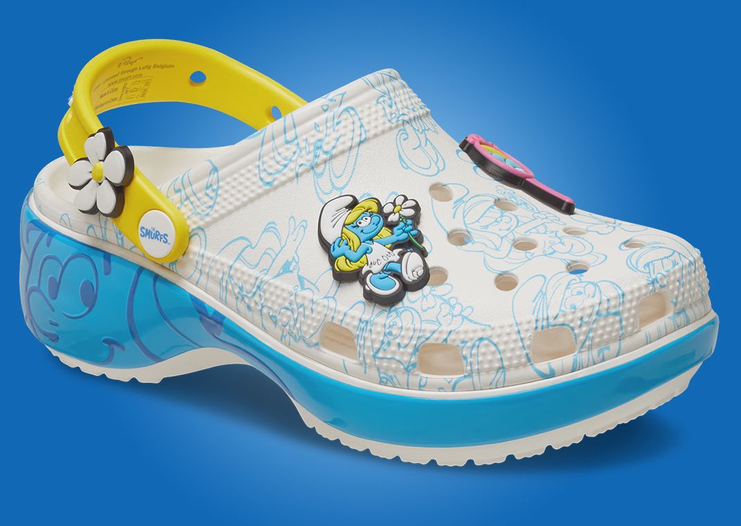 The Smurfs x Crocs Platform Clog Smurfette Angle
