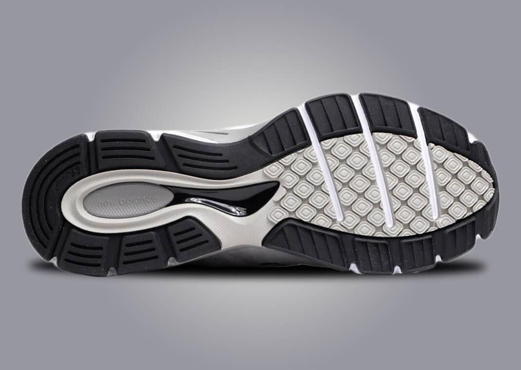 New Balance's 990v4 Made in USA Is Revived in Its OG Grey