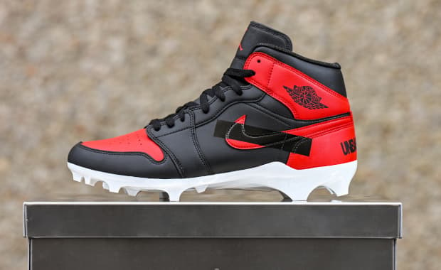 Jordan 1 High Bred Unbannable Cleats