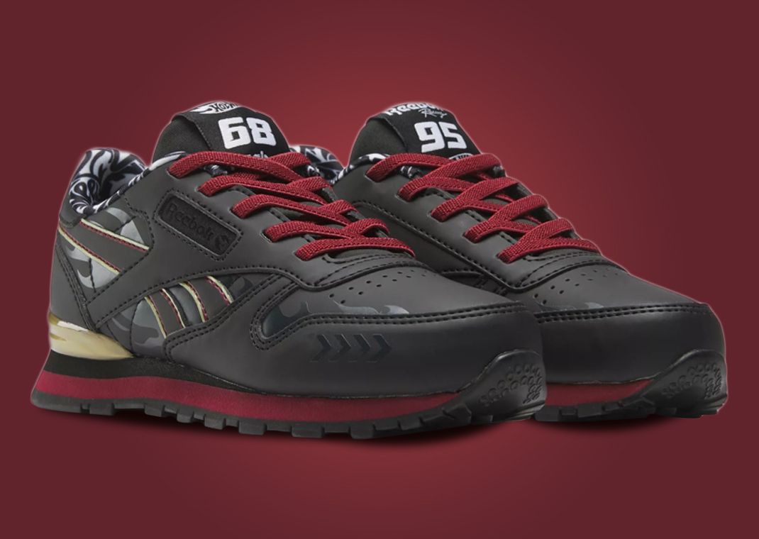 Hot Wheels x Reebok Classic Leather Step N Flash Twin Mill (PS) Angle